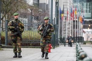 Les premiers Chasseurs Ardennais de l'opération Vigilant en mission à Bruxelles le 17 janvier 2015 (photo Daniel Orban / BE Defense)
