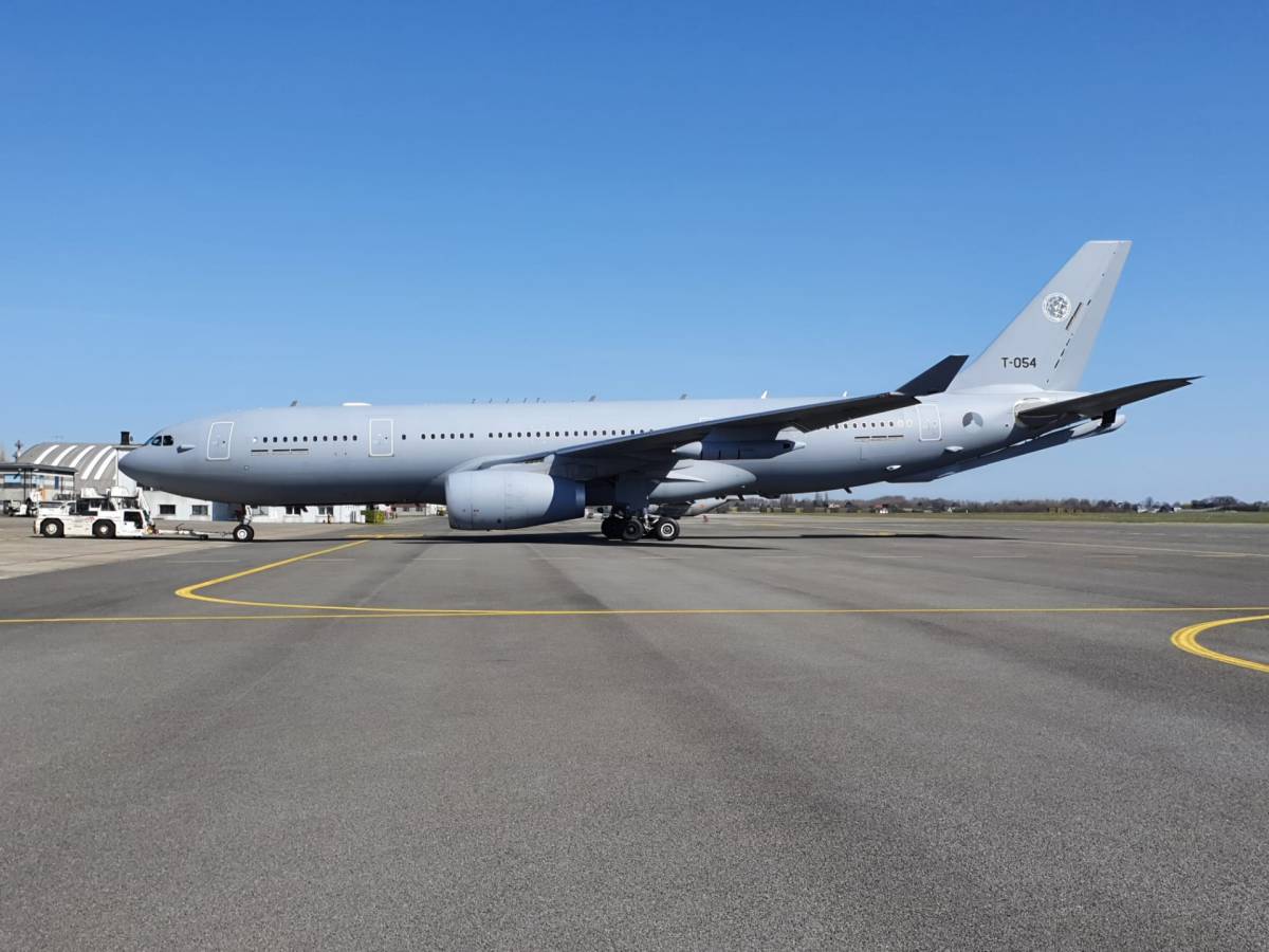 l-a330-mrtt-s-est-pos-pour-la-premi-re-fois-en-belgique-l-avant-garde